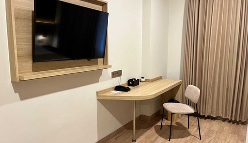 Deluxe Single Room, City View