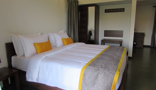 Deluxe Double Room, Balcony, Mountain View