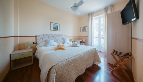 Habitación doble, balcón, vistas al jardín