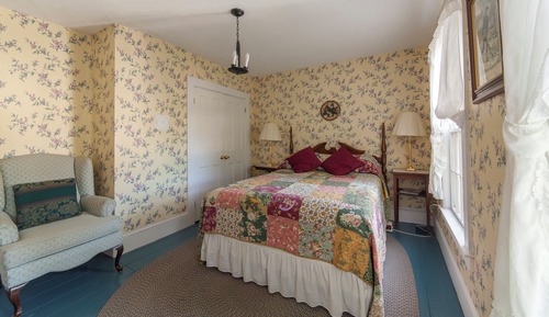 Signature Room