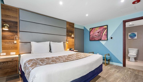 Suite, Multiple Beds, Balcony, Lagoon View