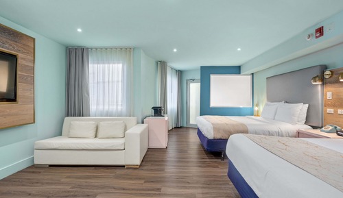 Suite junior, 2 camas de matrimonio