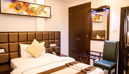Deluxe Single Room
