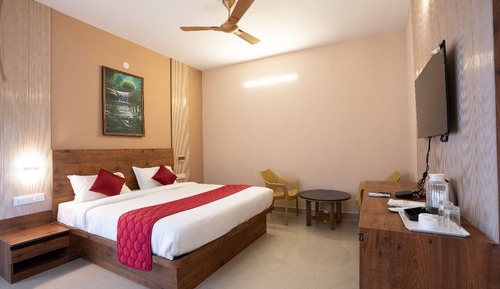 Honeymoon Suite