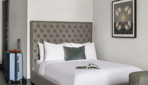 Studio Suite, 1 Queen Bed with Sofa bed