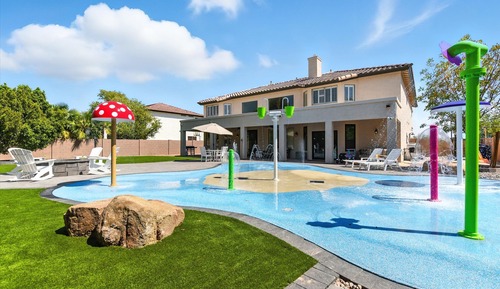 House (6 Bedrooms)