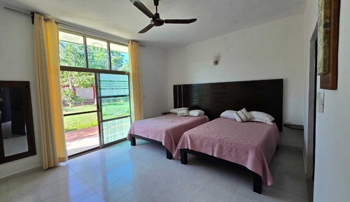 Habitación clásica con 1 cama doble o 2 individuales, patio