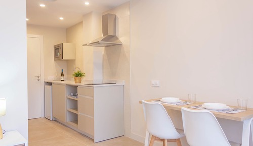 Suite estudio estándar, balcón, vistas a la ciudad