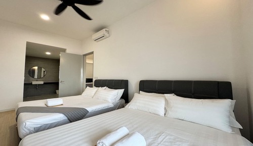 Apartamento superior, 1 habitación, balcón, vistas a la ciudad