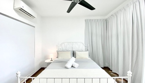 Apartamento superior, 2 habitaciones, balcón, vistas a la ciudad