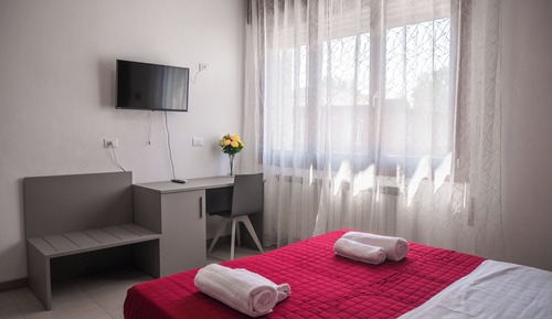 Habitación clásica con 1 cama doble o 2 individuales, vistas a la ciudad