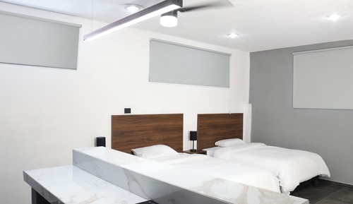 Estudio superior, 2 camas dobles