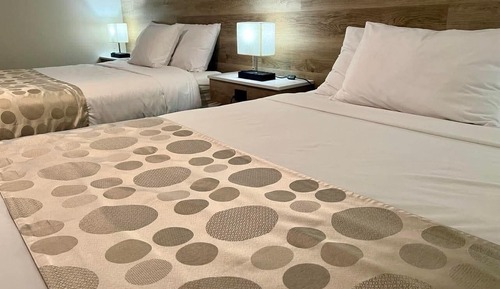 Suite familiar, 2 camas de matrimonio, cocina básica