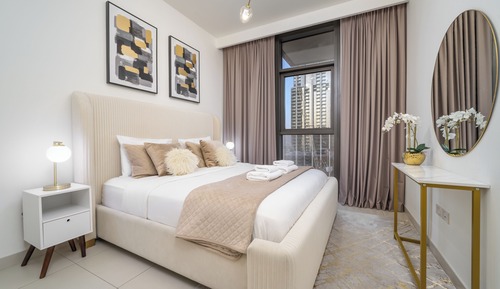 Apartamento de lujo, 1 habitación, balcón, vistas a la ciudad