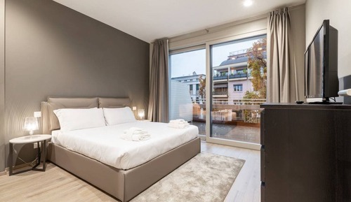 Apartamento, 2 habitaciones, balcón