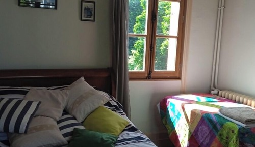 Room, Garden View