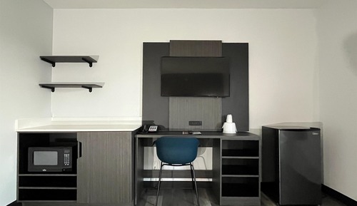 Habitación estándar, 1 cama de matrimonio grande, no fumadores, frigorífico y microondas