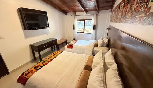 Habitación triple Confort, baño privado, vistas al complejo turístico