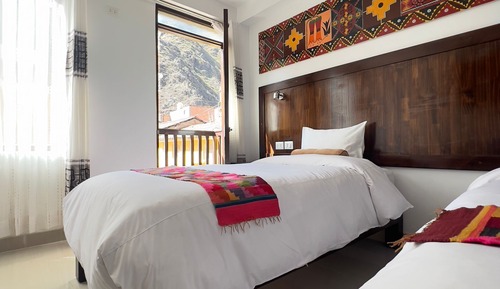 Habitación triple Deluxe, baño privado, vistas al complejo turístico