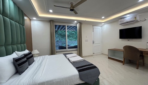 Habitación superior, vistas a la colina