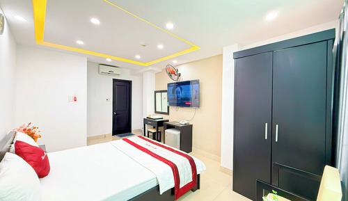 Superior Double Room, City View