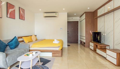 Suite estudio estándar, balcón, vistas a la ciudad