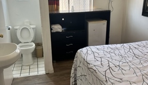 Habitación económica con 1 cama doble o 2 individuales, 1 cama doble