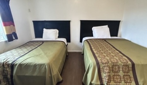 Habitación cuádruple económica, 2 camas dobles, no fumadores