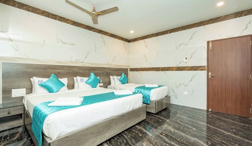 Comfort Triple Room