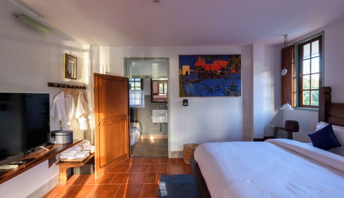 Suite, vistas al patio