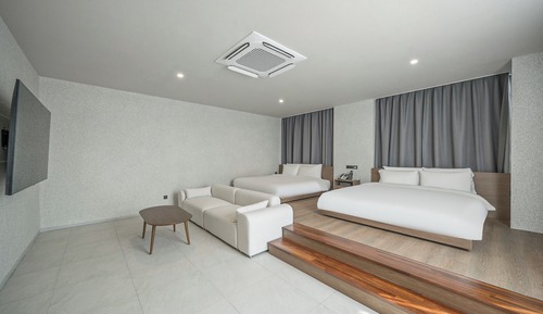 Habitación Signature, varias camas, no fumadores, vistas a la ciudad