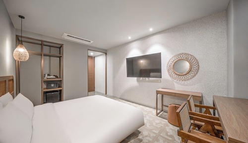 Habitación doble, 1 cama de matrimonio grande, no fumadores, vistas a la ciudad