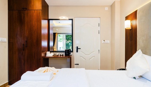 Superior Room, City View
