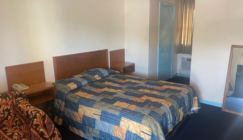 Classic Single Room