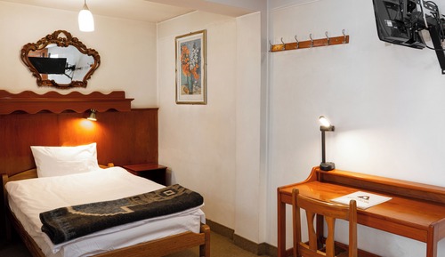 Single Room, Courtyard View
