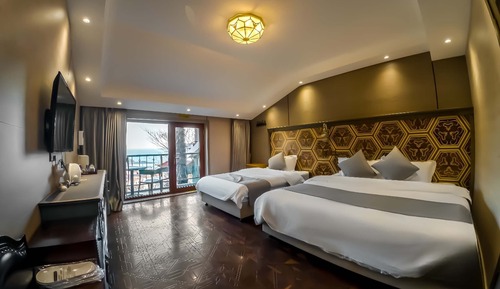 Classic Triple Room, Sea View