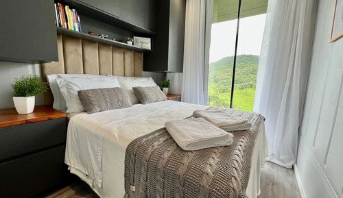 Romantic Cabin
