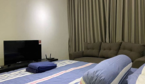 Estudio superior, 1 cama de matrimonio, balcón, vistas a la ciudad