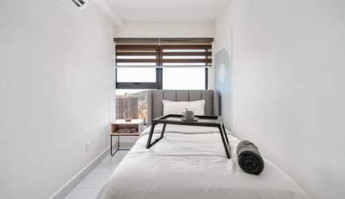 Apartamento superior, 2 habitaciones, balcón, vistas a la ciudad