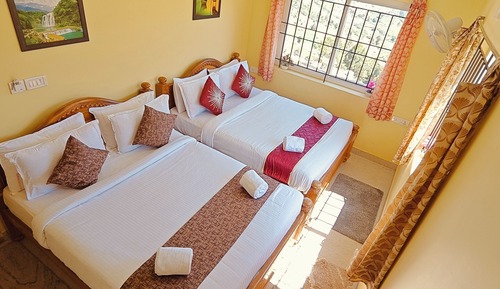 Family Quadruple Room, Hill View