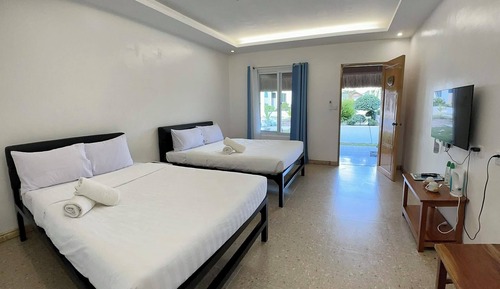 Habitación familiar, balcón, vistas al jardín