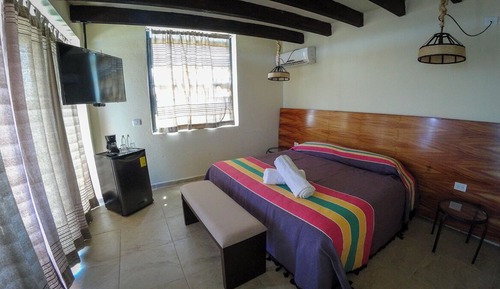 Suite básica, vistas al mar