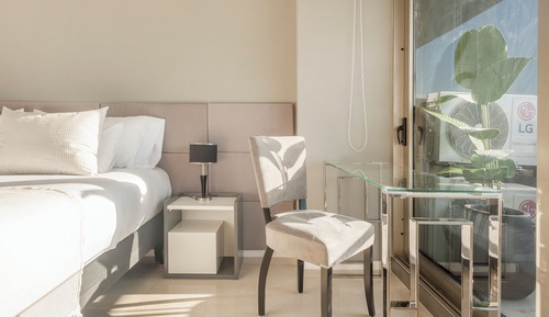Deluxe Apartment, Park View