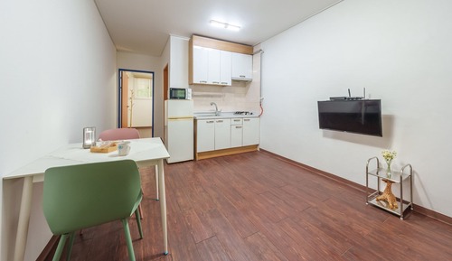 Habitación básica, 1 habitación (Lilac (Pet-Friendly / BBQ))
