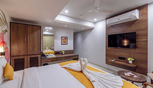 Semi Deluxe Room