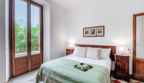 Apartamento, vistas al lago