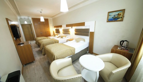 Habitación triple económica