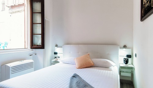 Apartamento básico, vistas a la ciudad