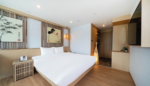 Terrace Ocean Room