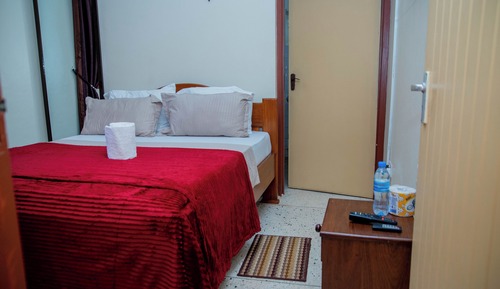 Habitación Confort con 1 cama doble o 2 individuales, balcón, vistas a la montaña